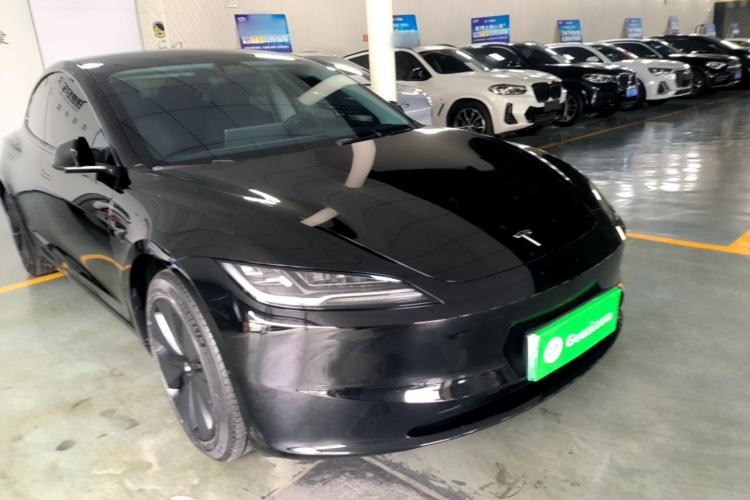 Used Tesla Model 3 2023 Rear-Wheel-Drive Version Front Right 45 Deg