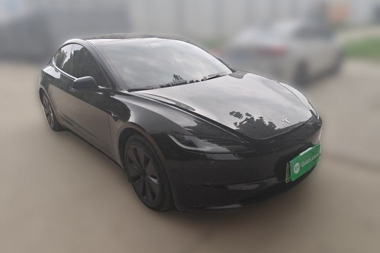 Used Tesla Model 3 2023 Rear-Wheel-Drive Version Front Right 45 Deg