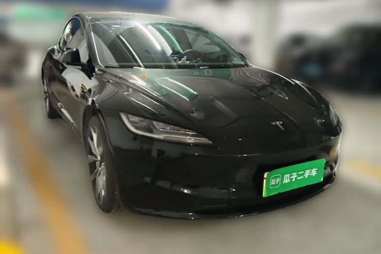 Used Tesla Model 3 2023 Long-Range All-Wheel-Drive Version Front Right 45 Deg