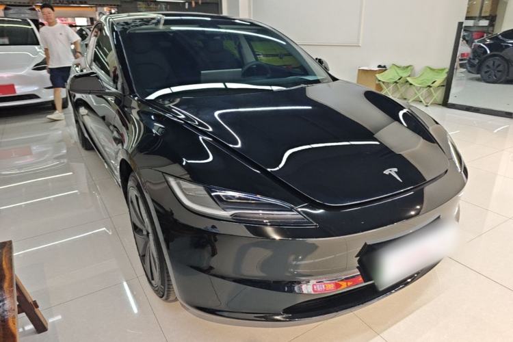 Used Tesla Model 3 2023 Long-Range All-Wheel-Drive Version Front Right 45 Deg