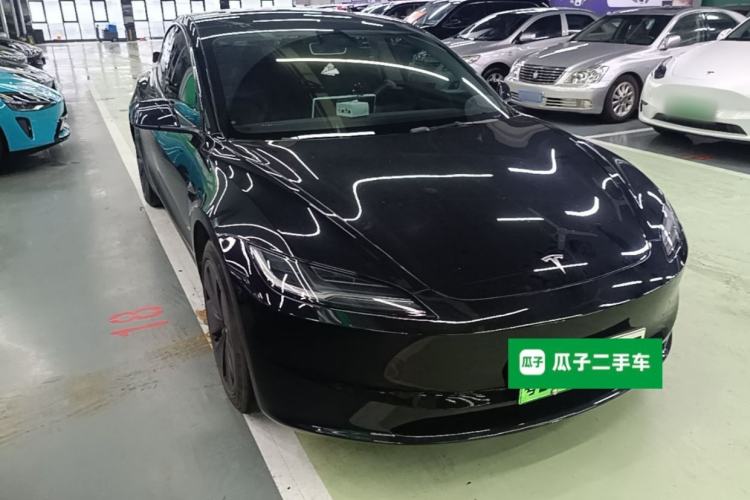 Used Tesla Model 3 2023 Rear-Wheel-Drive Version Front Right 45 Deg