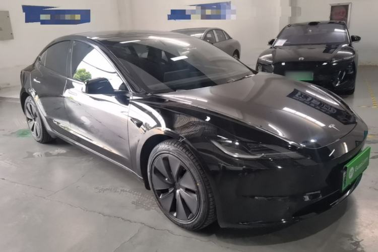 Used Tesla Model 3 2023 Long-Range All-Wheel-Drive Version Front Right 45 Deg