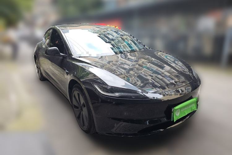 Used Tesla Model 3 2023 Rear-Wheel-Drive Version Front Right 45 Deg