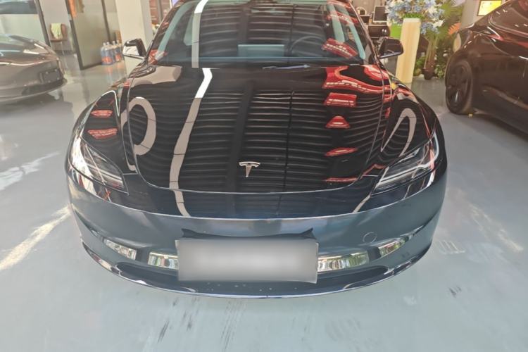 Used Tesla Model 3 2023 Rear-Wheel-Drive Version Front