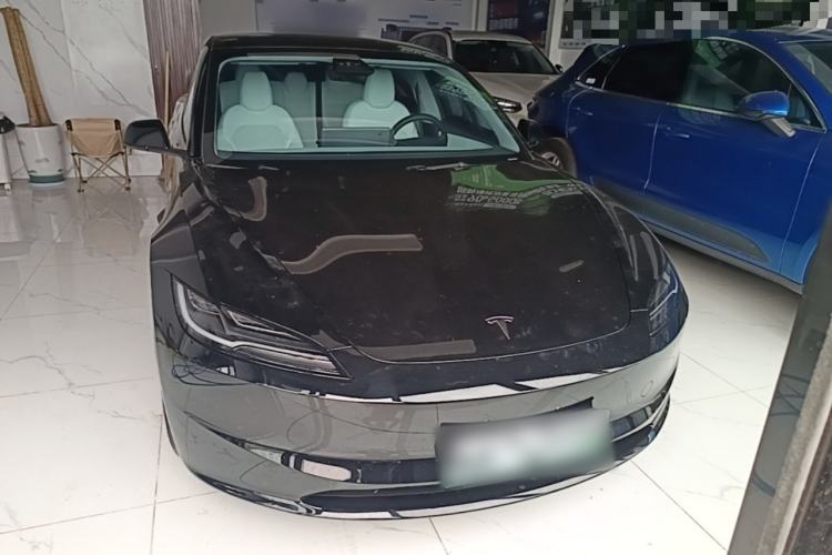 Used Tesla Model 3 2023 Long-Range All-Wheel-Drive Version Front