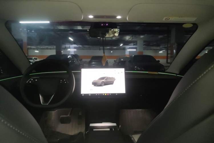 Used Tesla Model 3 2023 Rear-Wheel-Drive Version Headliner