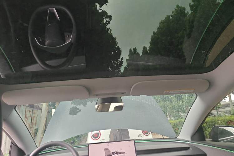 Used Tesla Model 3 2023 Rear-Wheel-Drive Version Headliner