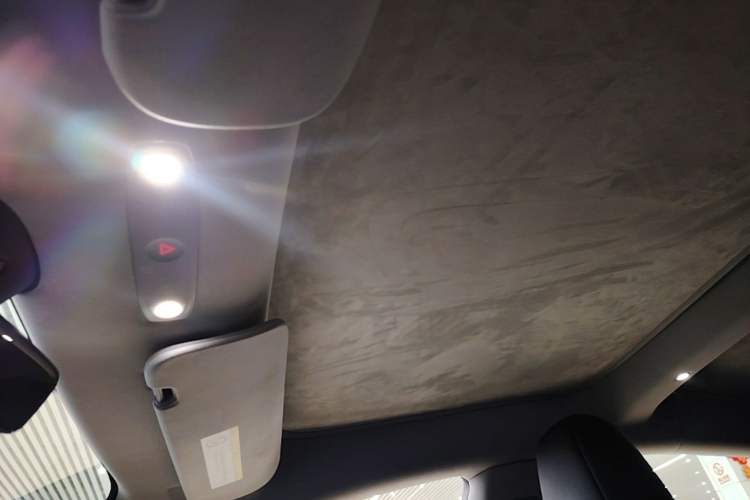 Used Tesla Model 3 2023 Rear-Wheel-Drive Version Headliner