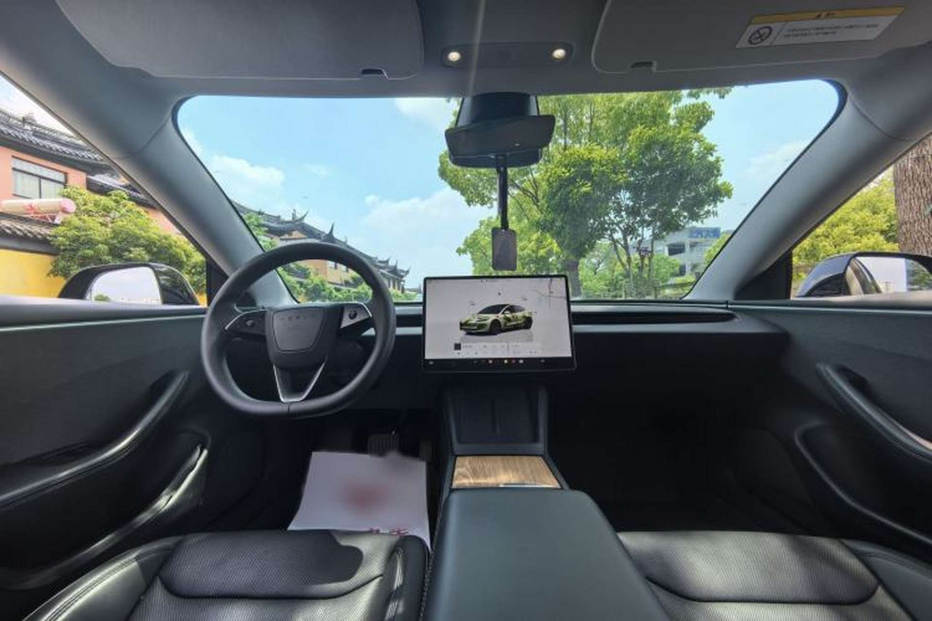 Used Tesla Model 3 2023 Rear-Wheel-Drive Version Interior 1