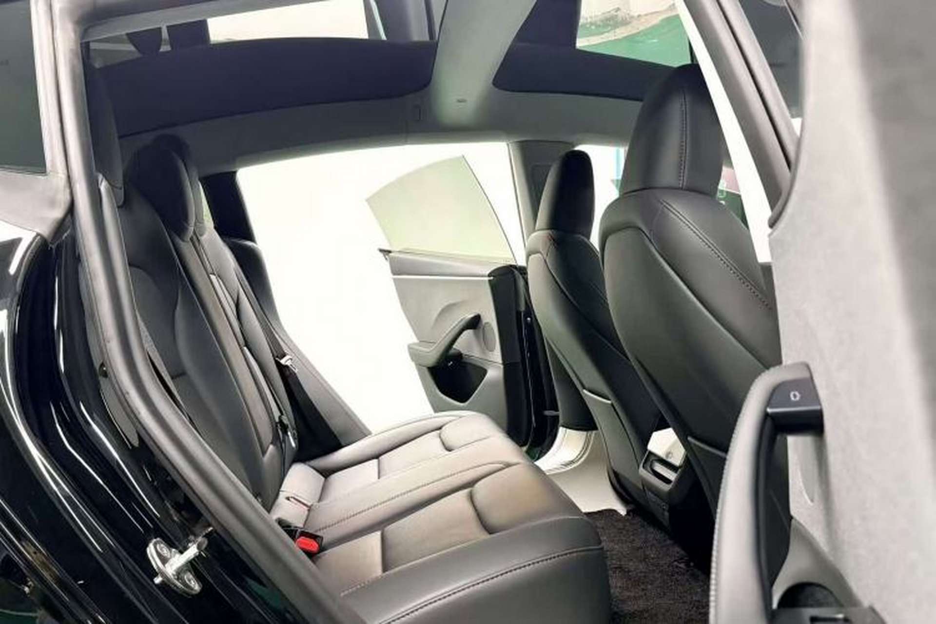 Used Tesla Model 3 2023 Rear-Wheel-Drive Version Interior 10