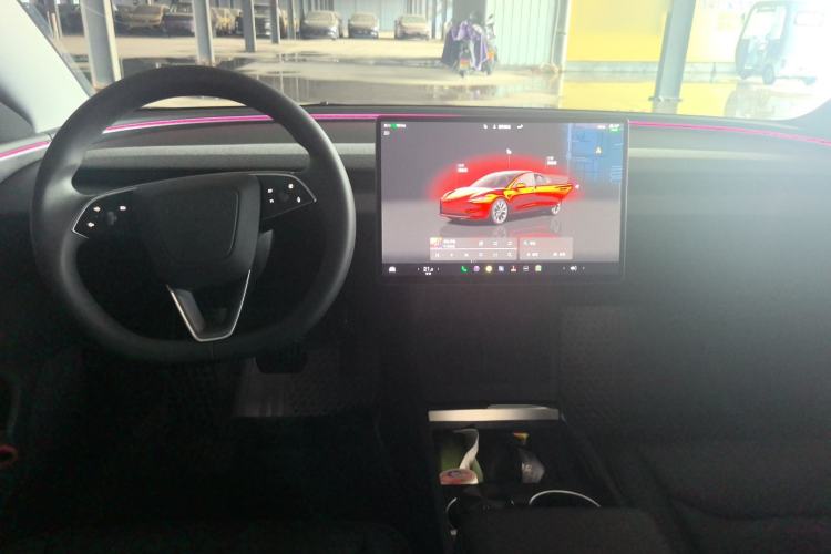 Used Tesla Model 3 2023 Long-Range All-Wheel-Drive Version Interior 2