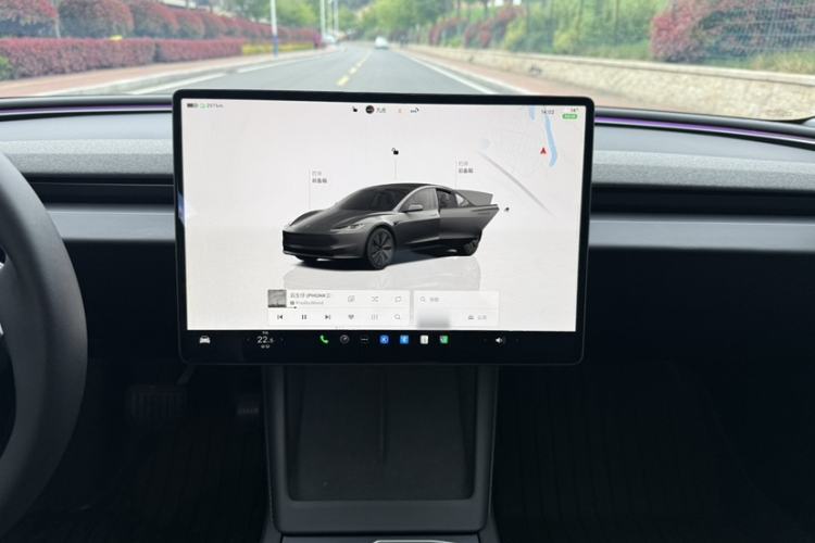 Used Tesla Model 3 2023 Rear-Wheel-Drive Version Interior 4