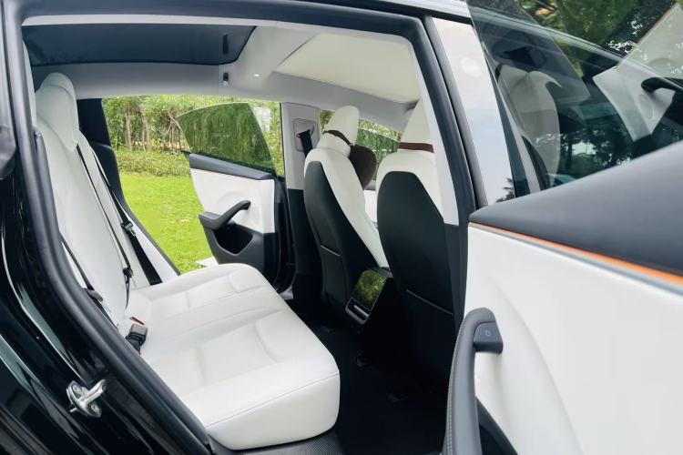 Used Tesla Model 3 2023 Rear-Wheel-Drive Version Interior 5