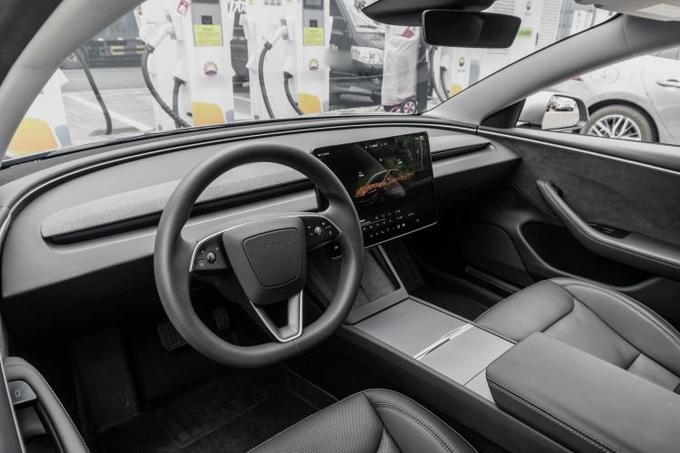 Used Tesla Model 3 2023 Rear-Wheel-Drive Version Interior 5