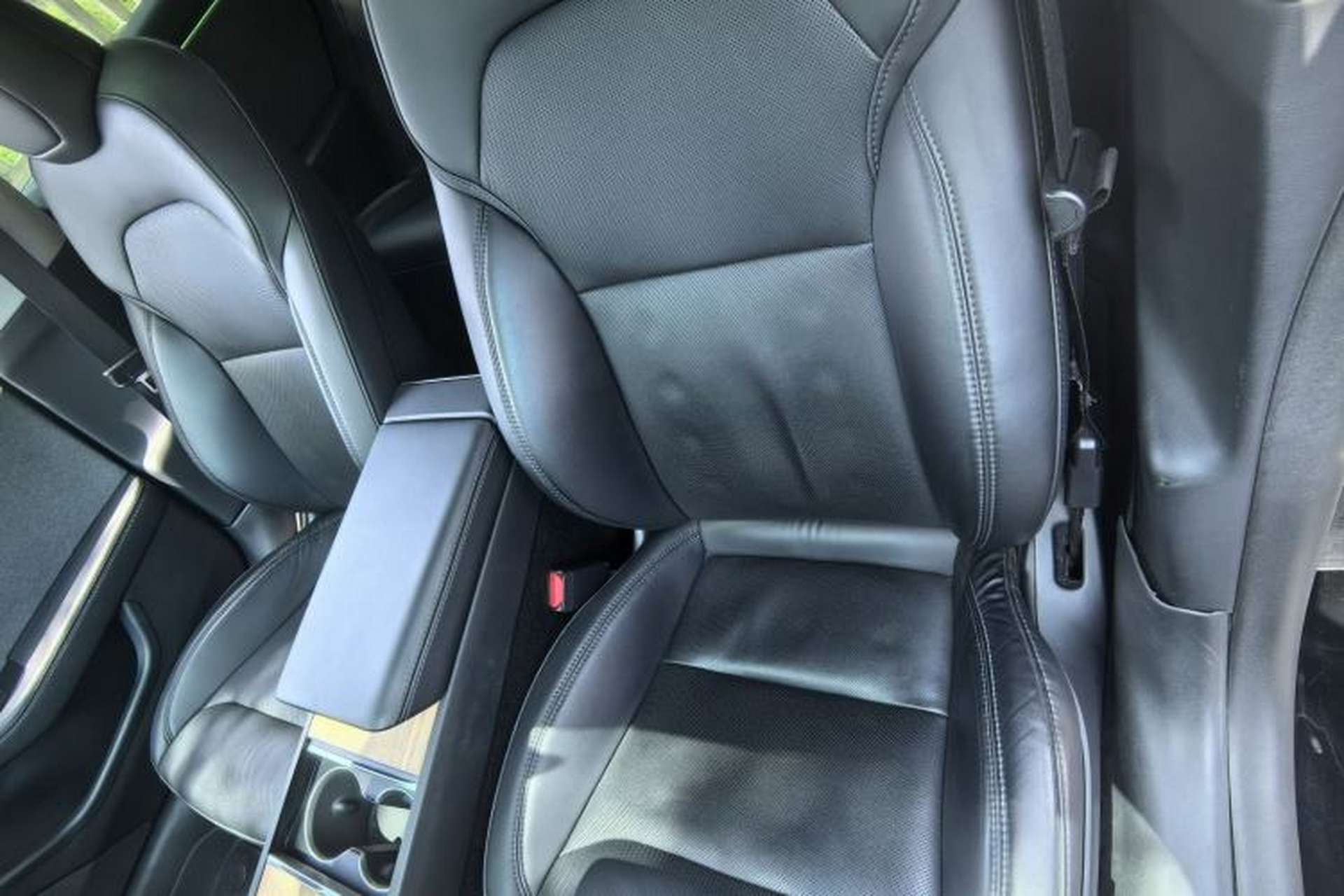 Used Tesla Model 3 2023 Rear-Wheel-Drive Version Interior 8