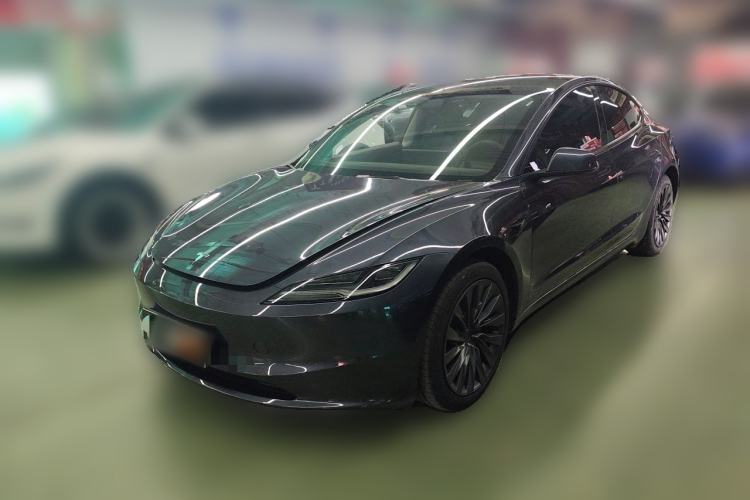 Tesla Model 3 2023 Long-Range All-Wheel-Drive Version