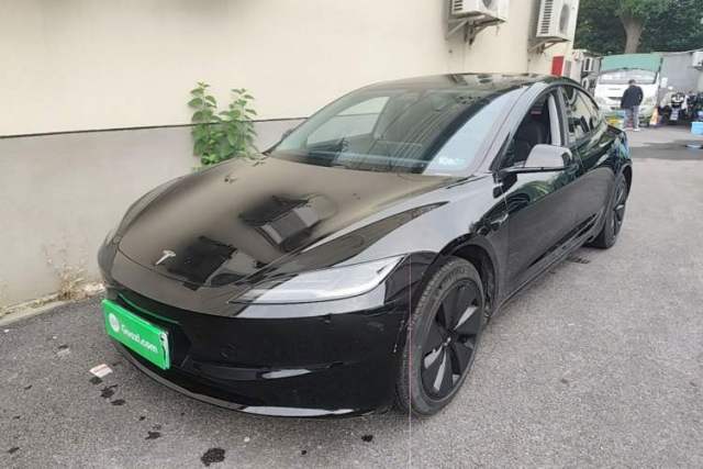 Used Tesla Model 3 2023 Rear-Wheel-Drive Version