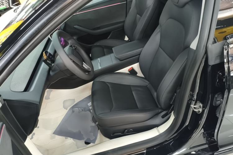 Used Tesla Model 3 2023 Long-Range All-Wheel-Drive Version Left Front Seat