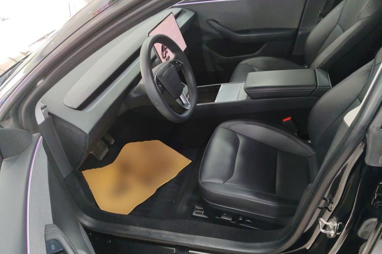 Used Tesla Model 3 2023 Rear-Wheel-Drive Version Left Front Seat
