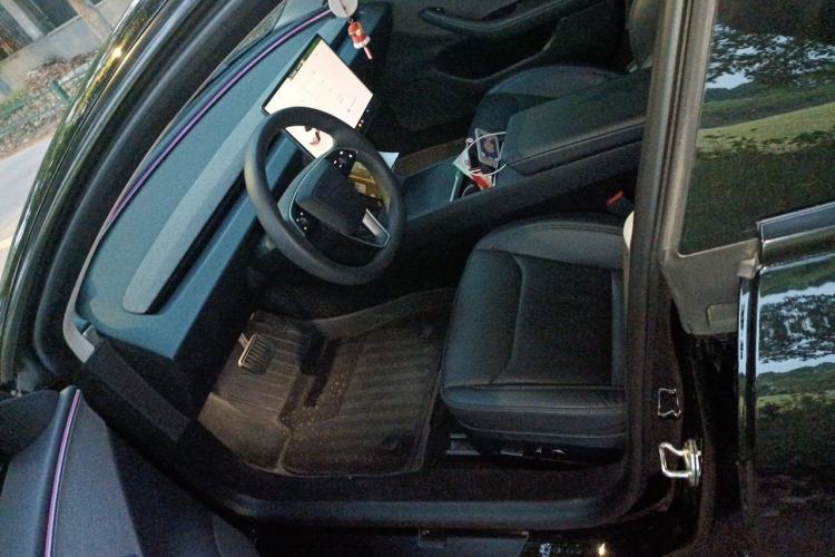 Used Tesla Model 3 2023 Rear-Wheel-Drive Version Left Front Seat