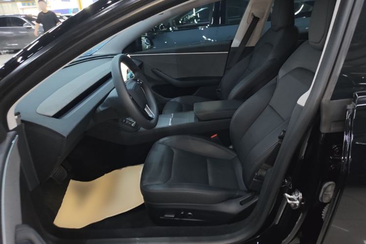 Used Tesla Model 3 2023 Rear-Wheel-Drive Version Left Front Seat