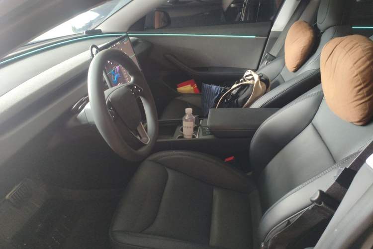 Used Tesla Model 3 2023 Rear-Wheel-Drive Version Left Front Seat
