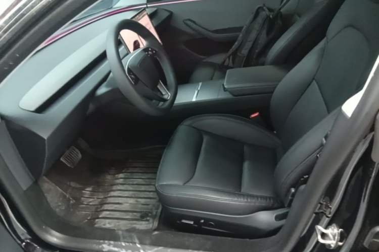 Used Tesla Model 3 2023 Rear-Wheel-Drive Version Left Front Seat