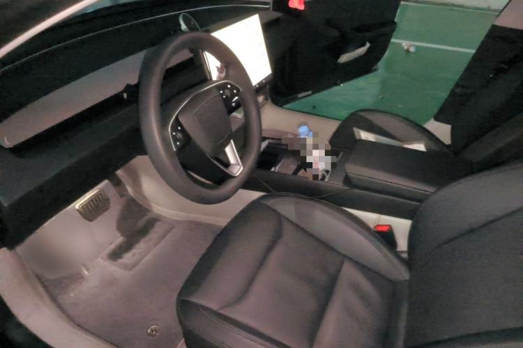 Used Tesla Model 3 2023 Long-Range All-Wheel-Drive Version Left Front Seat