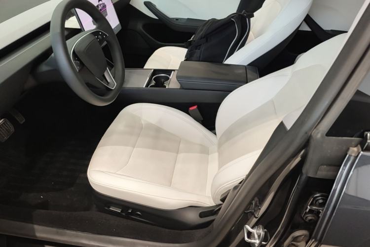 Used Tesla Model 3 2023 Rear-Wheel-Drive Version Left Front Seat