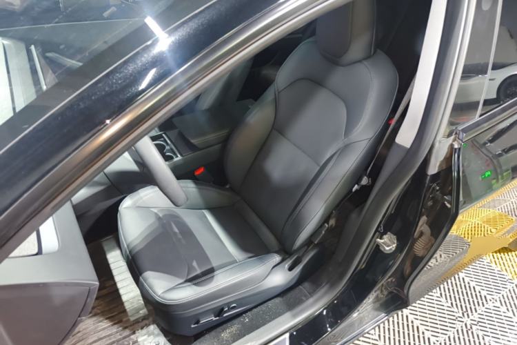 Used Tesla Model 3 2023 Rear-Wheel-Drive Version Left Front Seat