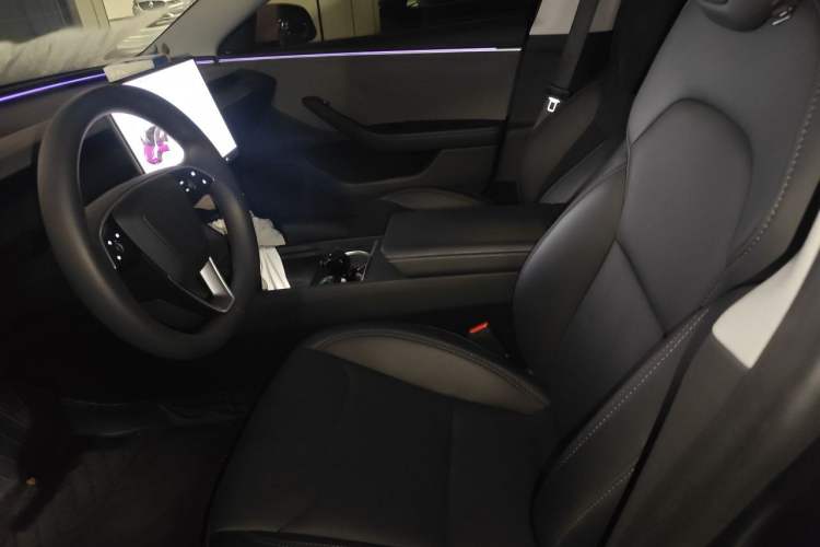 Used Tesla Model 3 2023 Rear-Wheel-Drive Version Left Front Seat