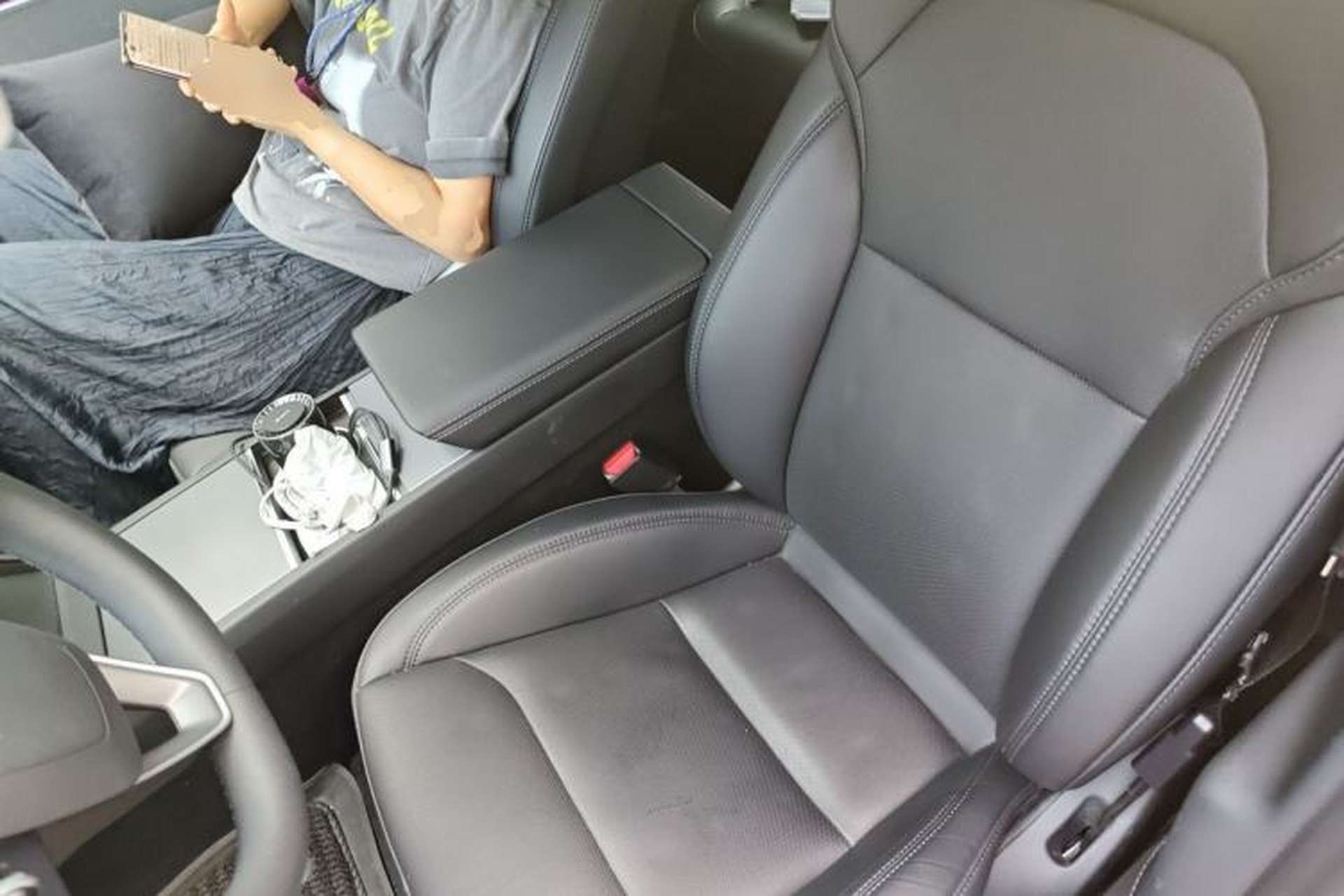 Used Tesla Model 3 2023 Rear-Wheel-Drive Version Left Front Seat