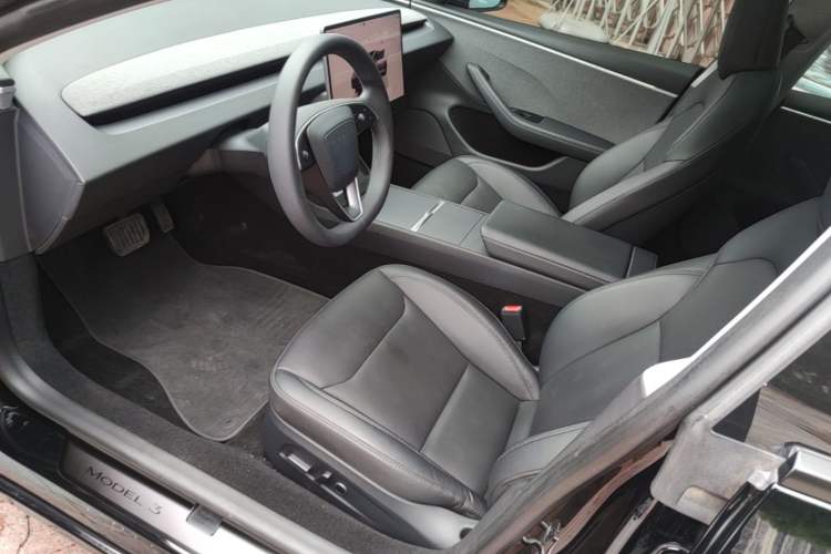 Used Tesla Model 3 2023 Rear-Wheel-Drive Version Left Front Seat