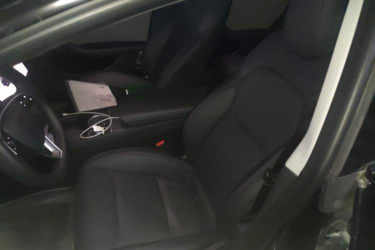 Used Tesla Model 3 2023 Rear-Wheel-Drive Version Left Front Seat
