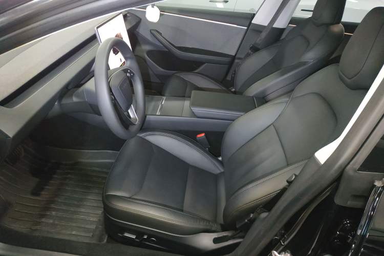 Used Tesla Model 3 2023 Rear-Wheel-Drive Version Left Front Seat