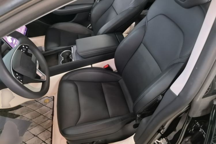 Used Tesla Model 3 2023 Rear-Wheel-Drive Version Left Front Seat
