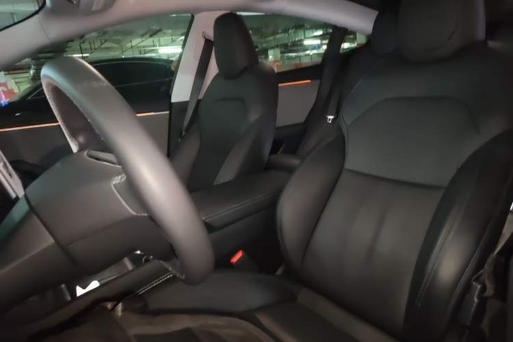Used Tesla Model 3 2023 Rear-Wheel-Drive Version Left Front Seat