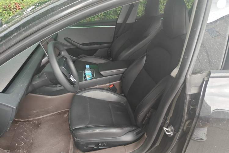 Used Tesla Model 3 2023 Rear-Wheel-Drive Version Left Front Seat