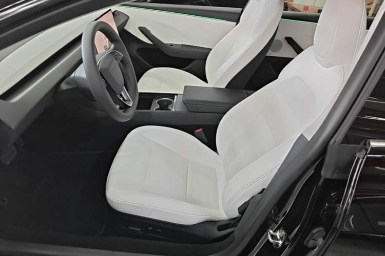 Used Tesla Model 3 2023 Rear-Wheel-Drive Version Left Front Seat