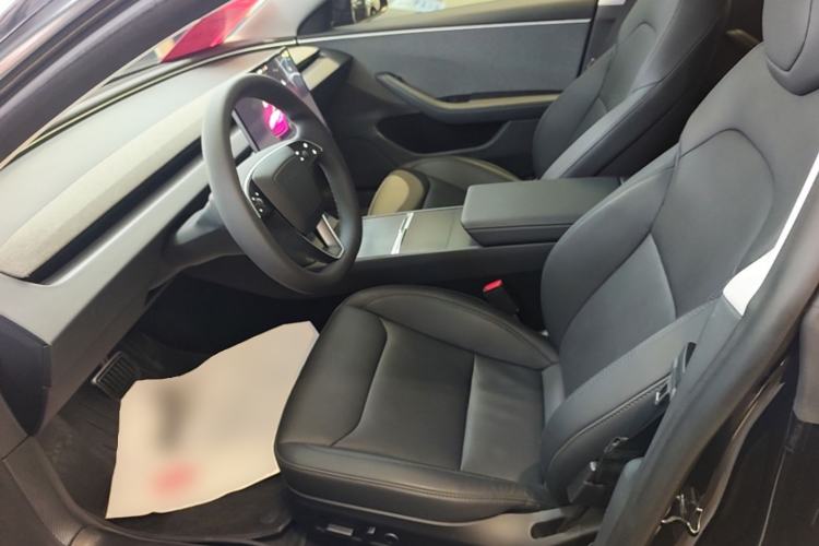 Used Tesla Model 3 2023 Rear-Wheel-Drive Version Left Front Seat