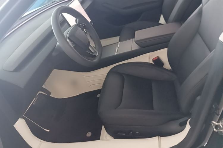 Used Tesla Model 3 2023 Rear-Wheel-Drive Version Left Front Seat