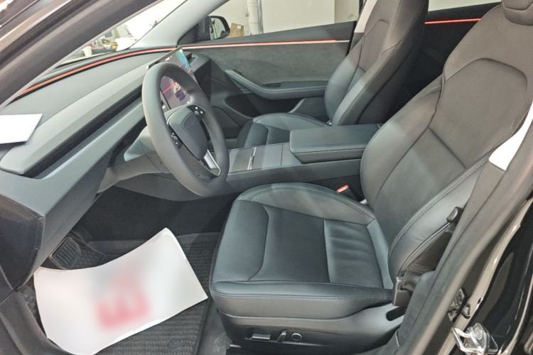 Used Tesla Model 3 2023 Long-Range All-Wheel-Drive Version Left Front Seat