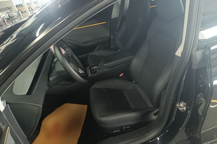 Used Tesla Model 3 2023 Rear-Wheel-Drive Version Left Front Seat