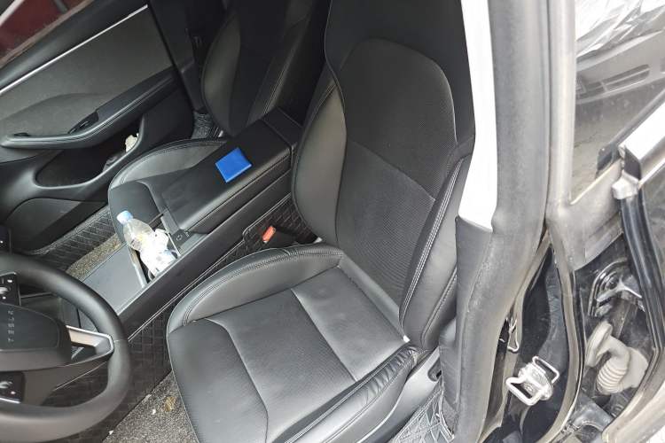 Used Tesla Model 3 2023 Rear-Wheel-Drive Version Left Front Seat