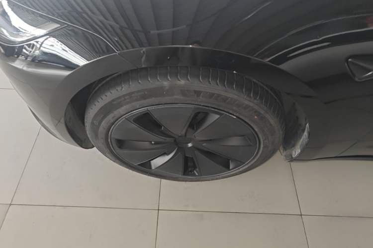 Used Tesla Model 3 2023 Rear-Wheel-Drive Version Left Front Wheel Hub