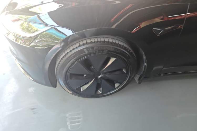 Used Tesla Model 3 2023 Rear-Wheel-Drive Version Left Front Wheel Hub