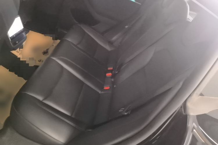 Used Tesla Model 3 2023 Long-Range All-Wheel-Drive Version Left Rear Seat