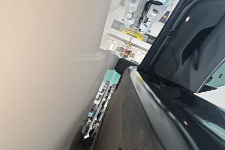 Used Tesla Model 3 2023 Rear-Wheel-Drive Version Left Side Sill