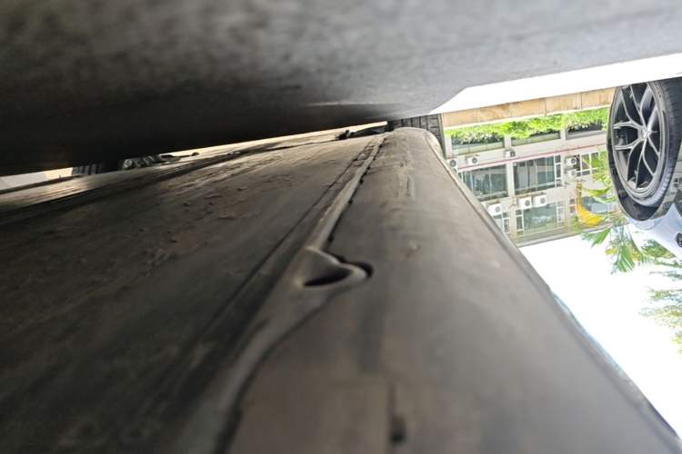 Used Tesla Model 3 2023 Rear-Wheel-Drive Version Left Side Sill