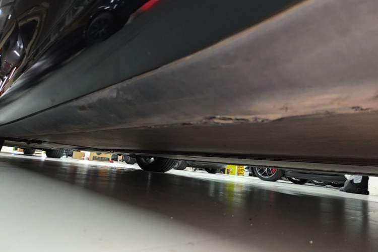 Used Tesla Model 3 2023 Rear-Wheel-Drive Version Left Side Sill